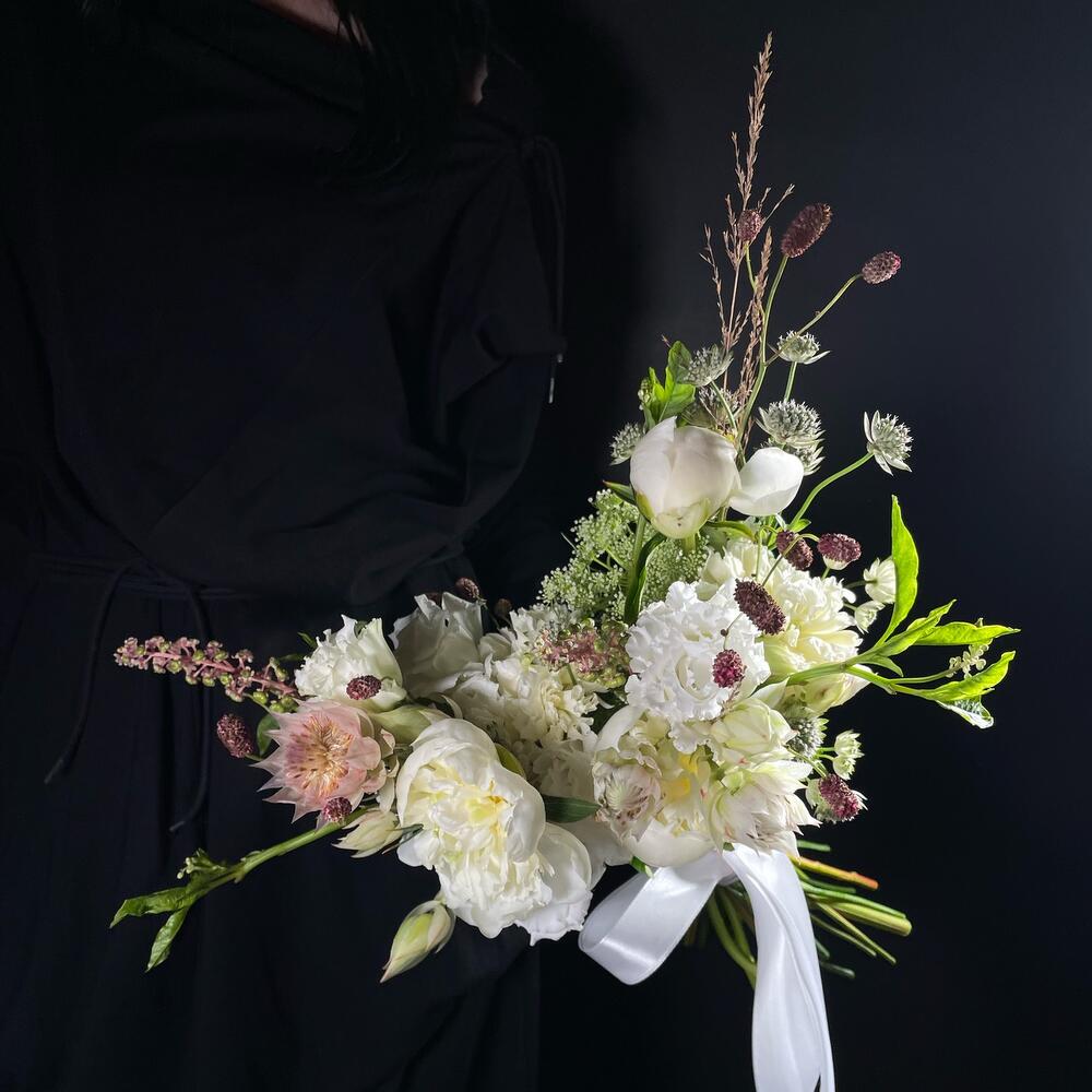 Свадебный букет с пионами Свадебный букет с пионами